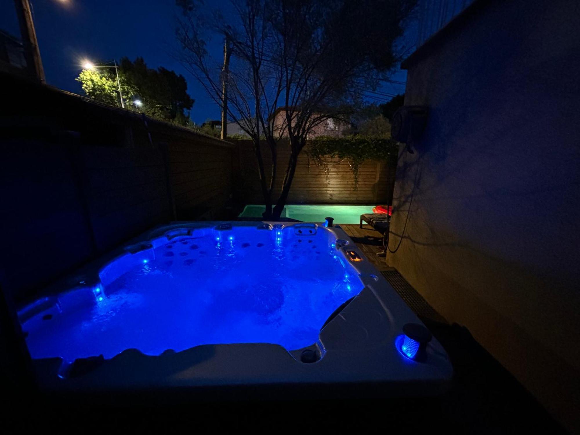 Maison Avec Piscine Et Jacuzzi Proche Des Plages Toulon Exteriér fotografie