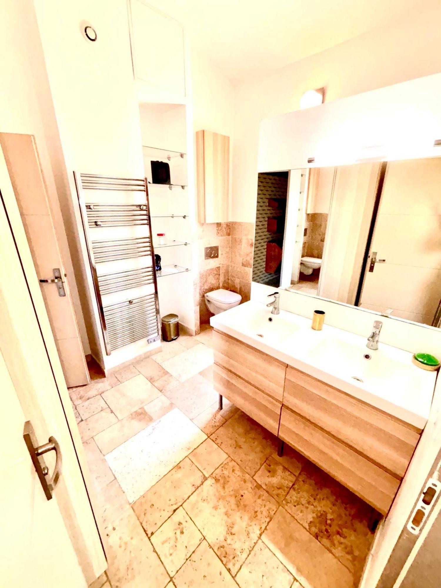 Maison Avec Piscine Et Jacuzzi Proche Des Plages Toulon Exteriér fotografie
